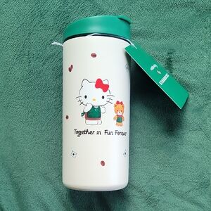 NWT Starbucks Hello Kitty Limited Edition Mug